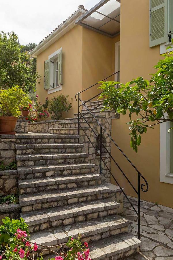 Yellow House Ithaca 瓦西 外观 照片